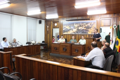Projeto que viabiliza R$ 3,1 milhões para revitalização do Jardim Nova Andirá é aprovado pelo Legislativo.
